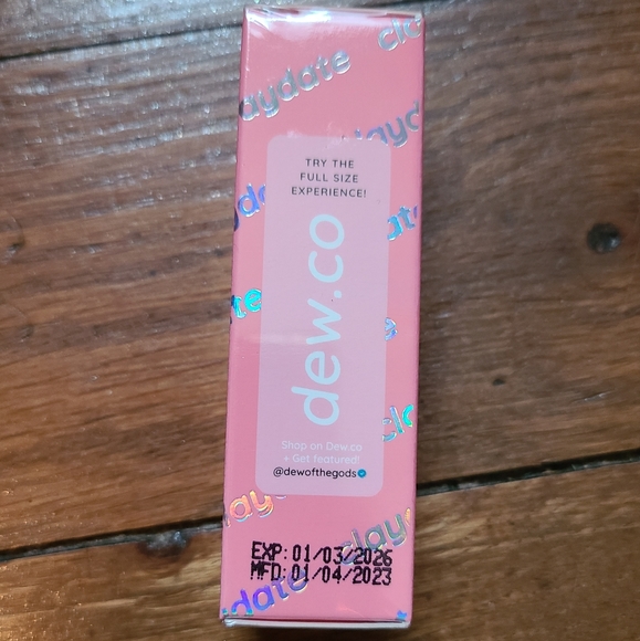 💄5/$20 Dew of the Gods Claydate Face Mask - Picture 2 of 5